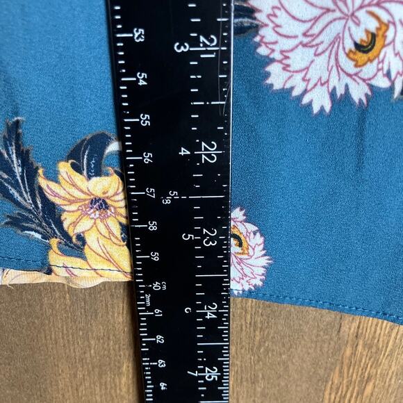 LOFT Womens Tank Top Blue White Floral Petite Crew Neck Keyhole Back XXSP - Picture 9 of 12